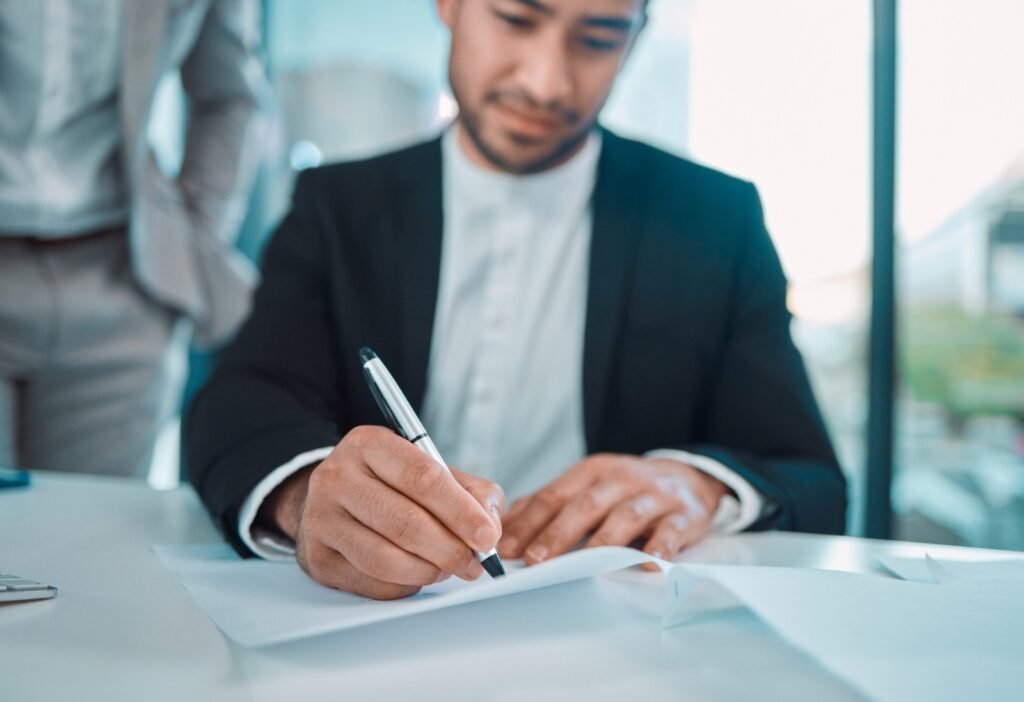 UAE Precision Compliance: Mastering 2025 KYC Regulations