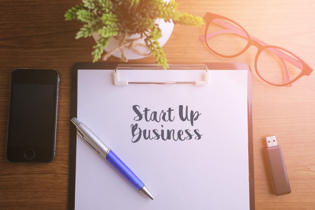 UAE vs Qatar Business Setup
