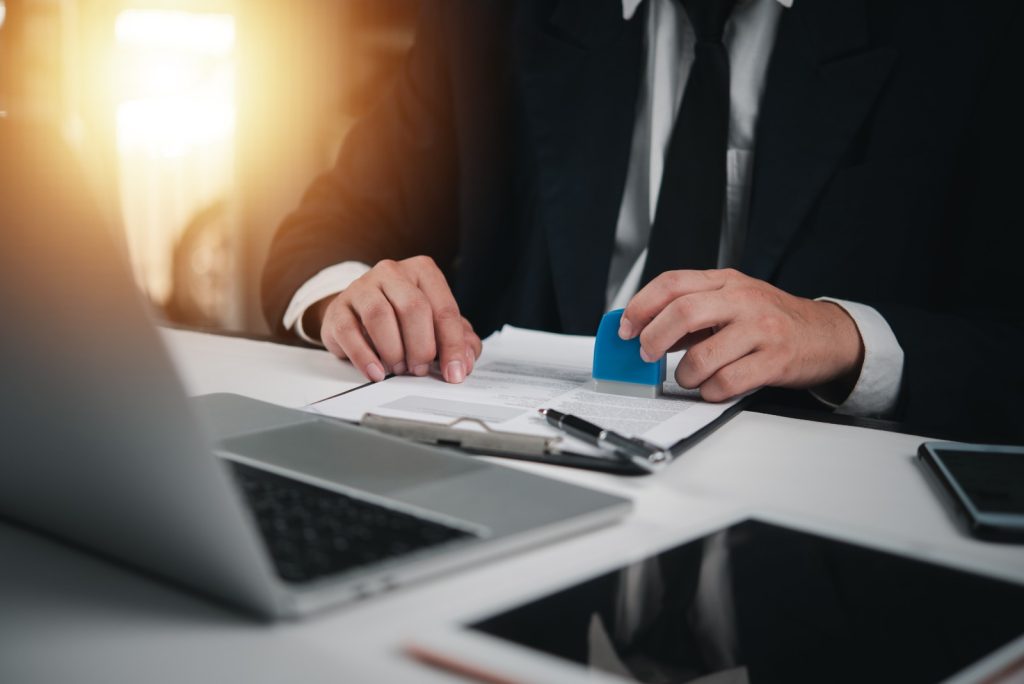 UAE vs USA Company Setup Guide 2025 | Exactitude
