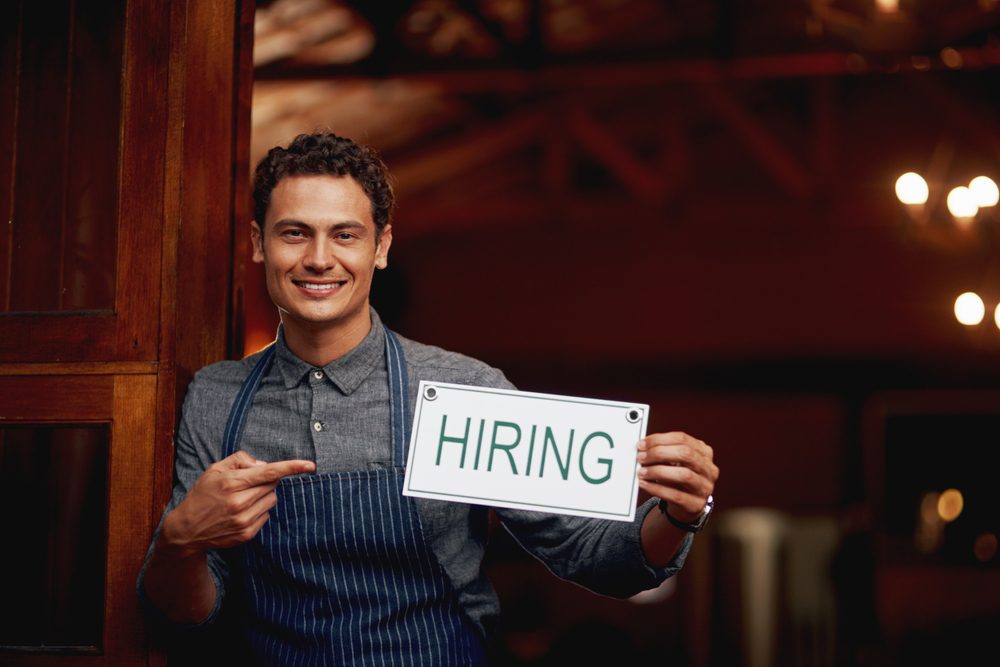 Start Food & Beverage Business in Dubai Guide