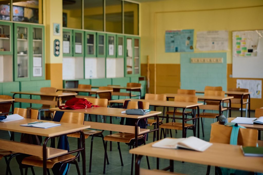 Start Nursery or Private School in UAE Guide