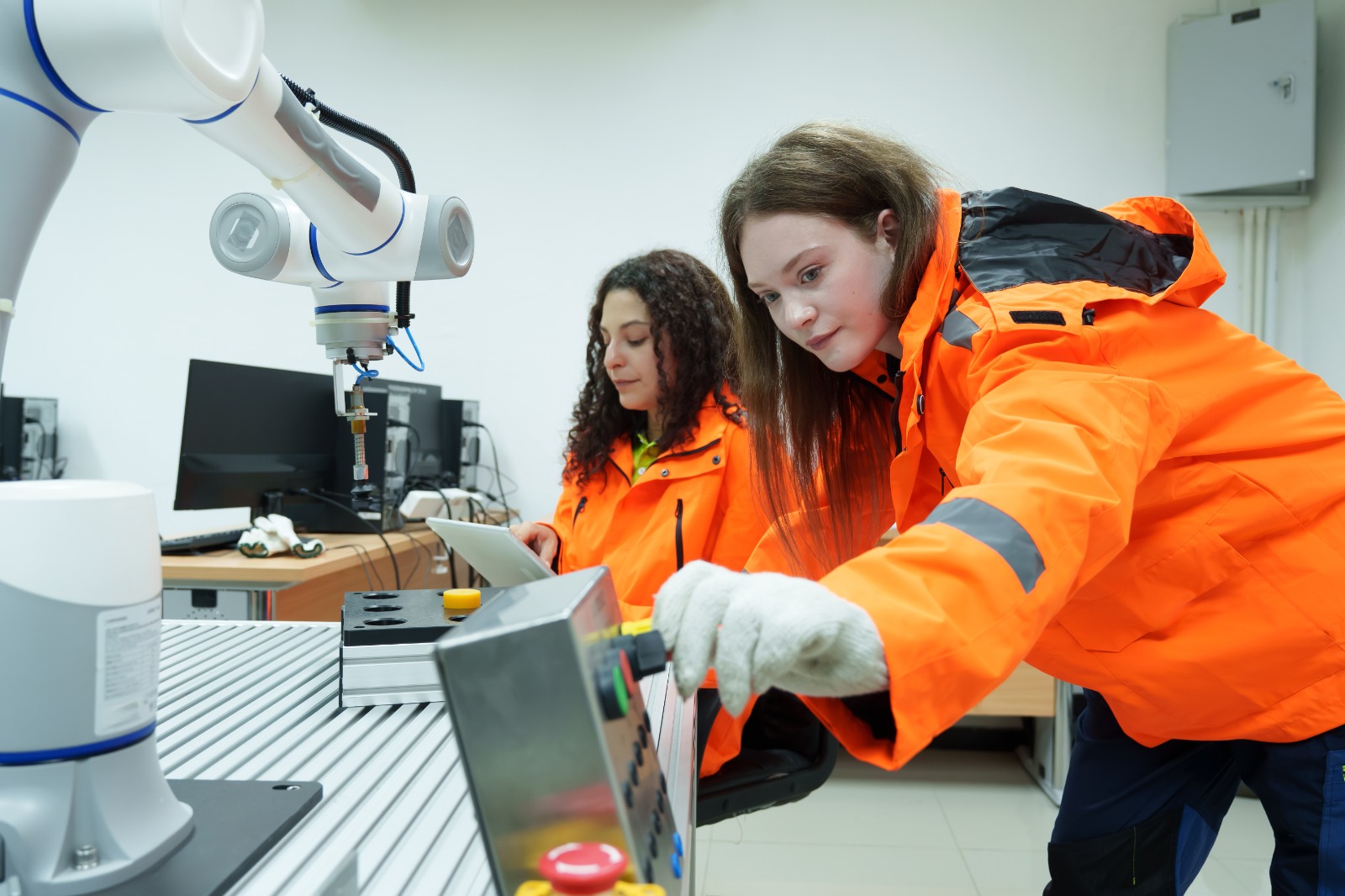 Top 10 Manufacturing Companies in the UAE for 2026