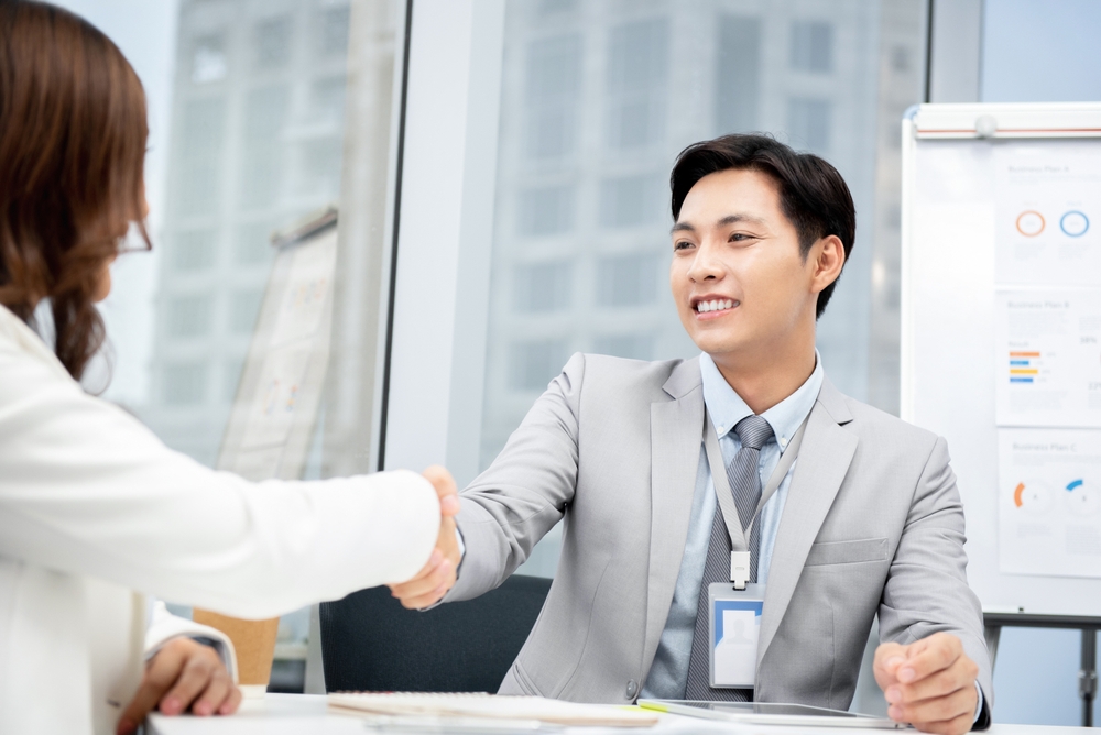How to Open a Corporate Bank Account in UAE for Foreign Investors