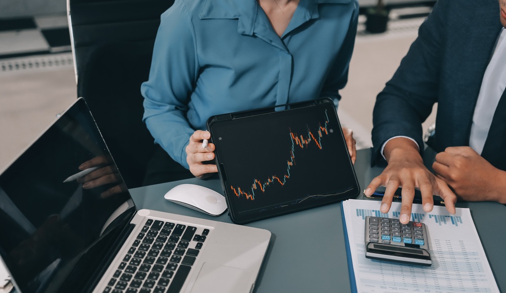 Why Dubai SMEs Need a Monthly Accounting Rhythm in 2026