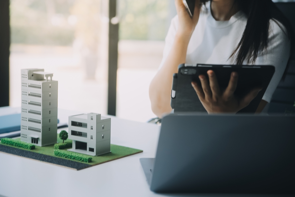 What a Real Estate Brokerage License in Dubai Allows